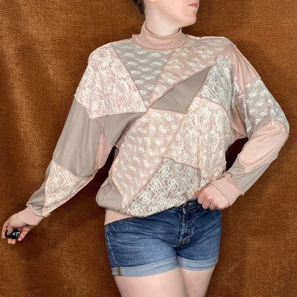 Vintage Rafeal Geometric Pastel Pink/Brown Lace Colorblock Sweatshirt, Size L. - Picture 4 of 4